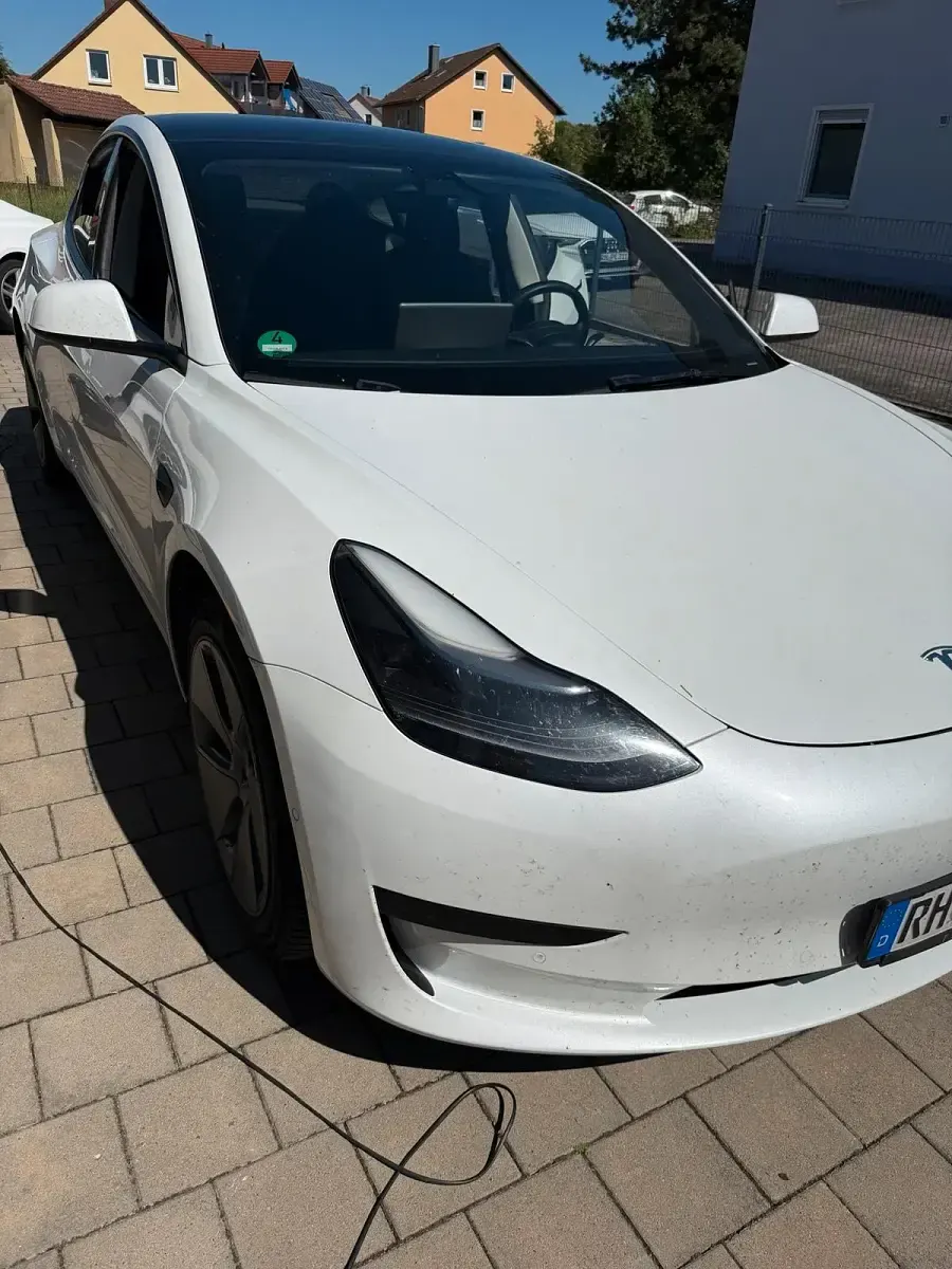 Gebraucht Tesla Model 3 11 kW (15 PS) 2021 Weiß Limousine