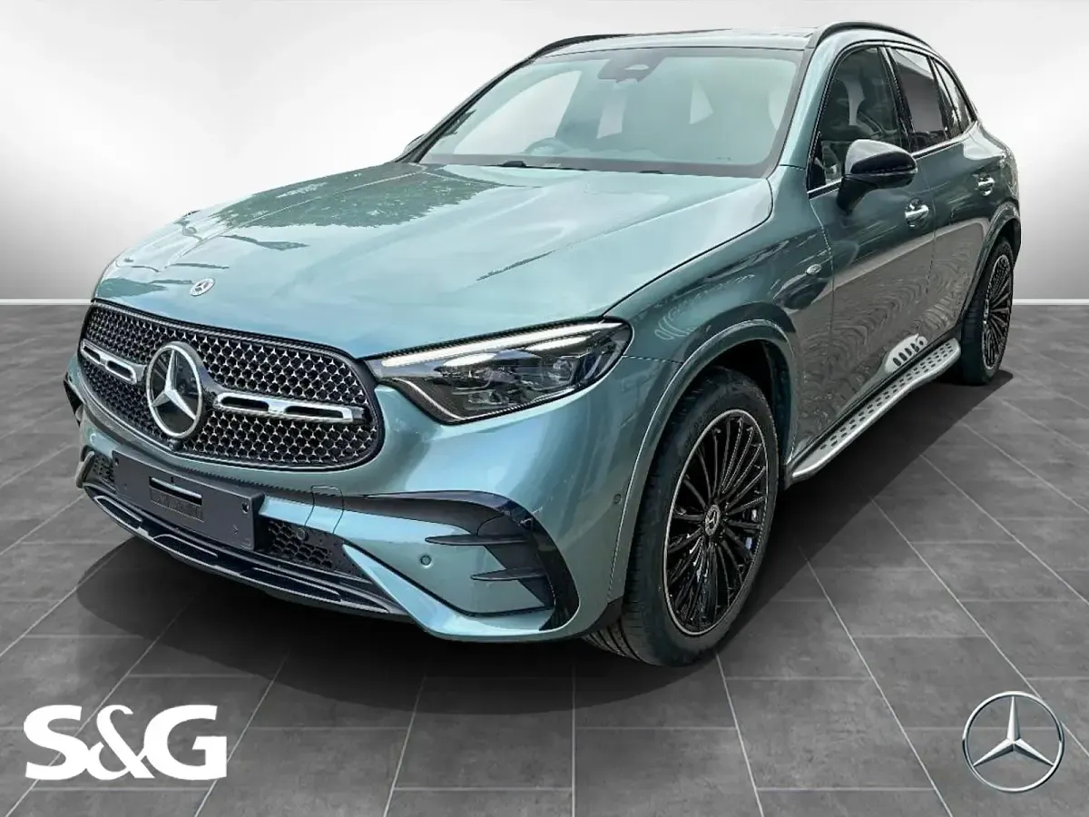 Gebraucht Mercedes GLC300 AMG 204 PS (150 kW) 2025 SUV