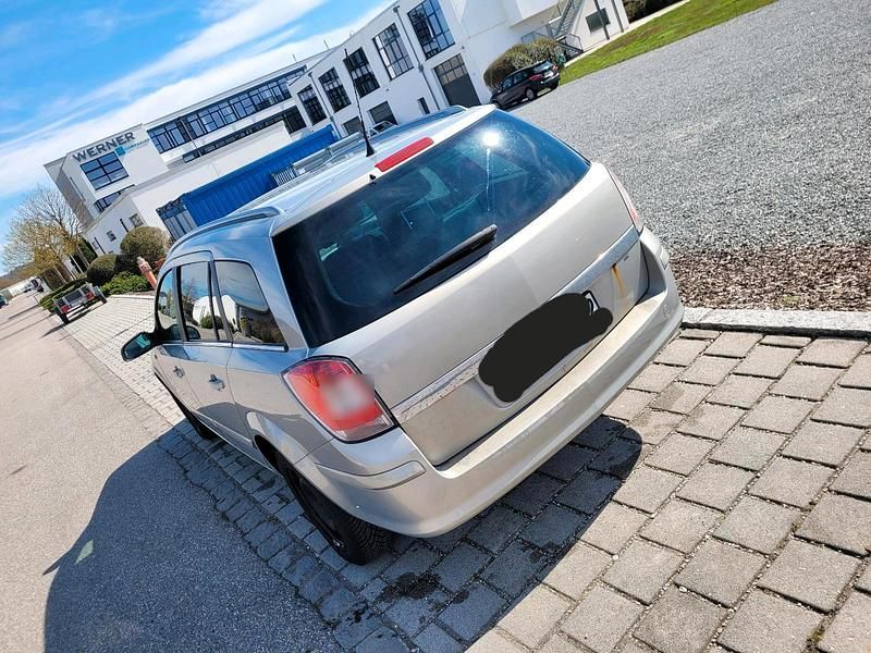 Gebraucht Opel Astra 104 PS (76 kW) 2006 Grau Kombi