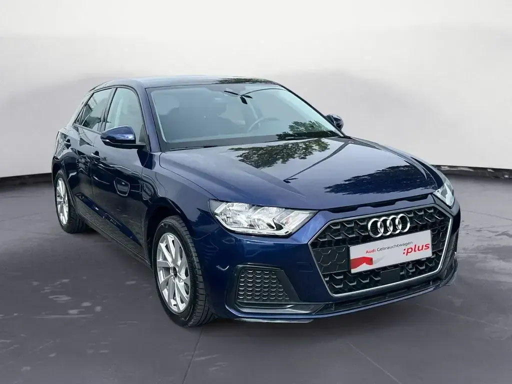 Gebraucht Audi A1 Sportback Advanced Plus 95 PS (69 kW) 2024 Navarrablau metallic Kleinwagen