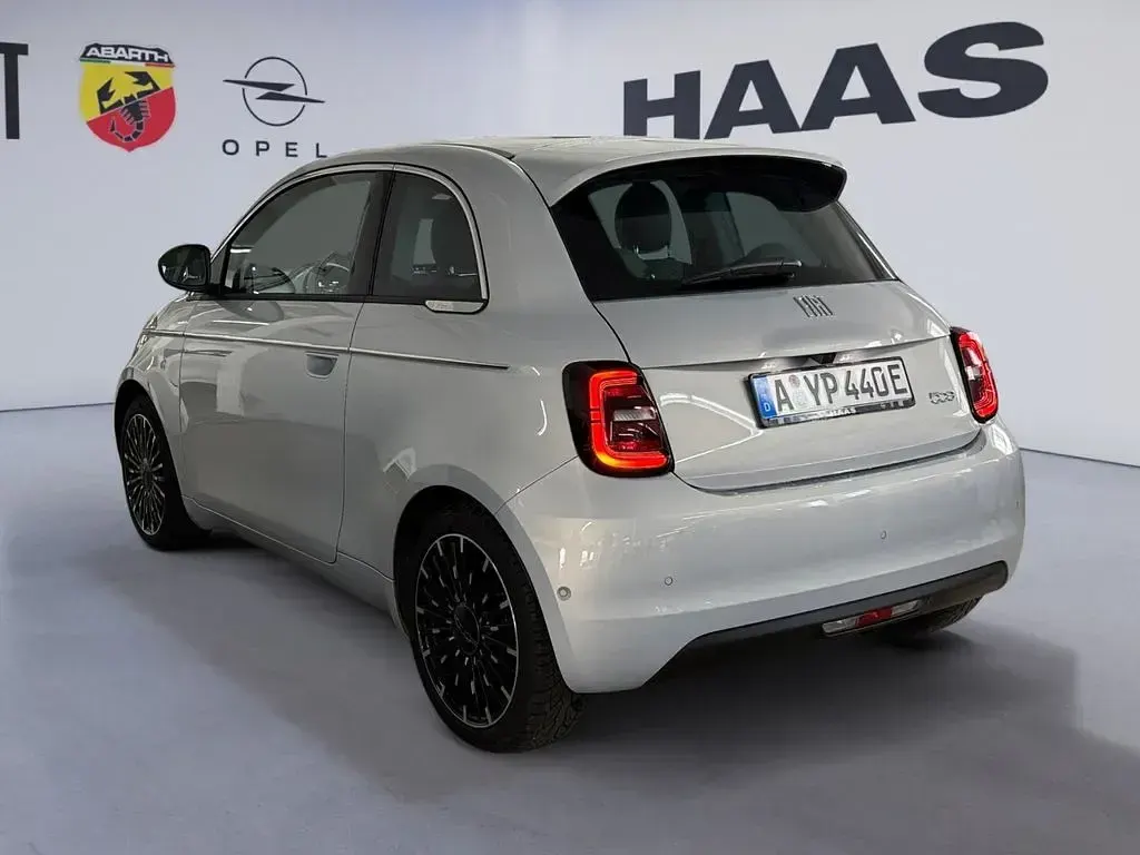 Gebraucht Fiat 500e La Prima 86 kW (118 PS) 2025 Celestial blau Limousine