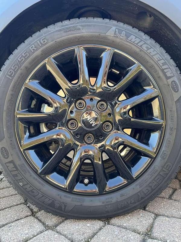 Gebraucht Mini Cooper 136 PS (100 kW) 2019 Grau Kleinwagen