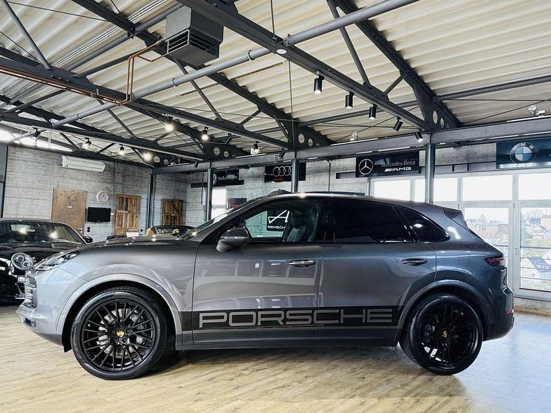 Gebraucht Porsche Cayenne S Chrono 441 PS (324 kW) 2019 Grau SUV