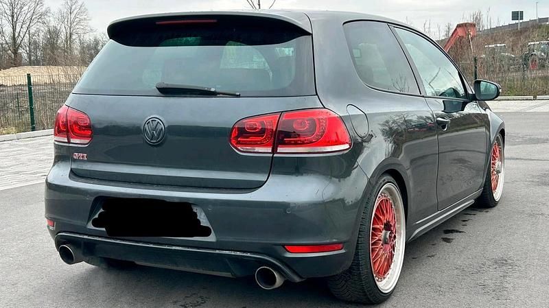 Gebraucht VW Golf GTI 230 PS (169 kW) 2010 Grau Coupé