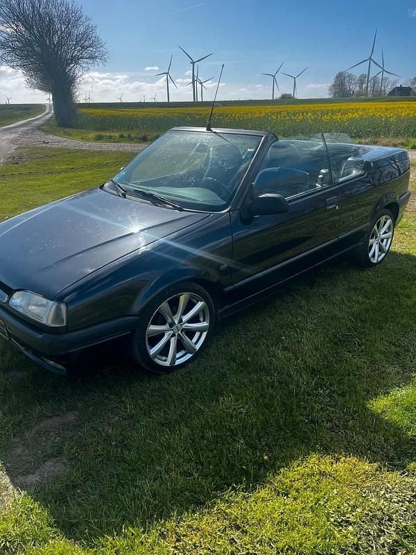 Second-hand Renault 19 1994 Negru Cabrio