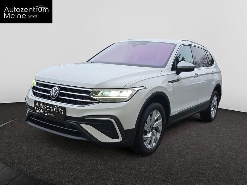Weiß Gebraucht 2022 VW Tiguan Allspace Life SUV | 22.990 € (Fairer Preis) - Bild 1/4