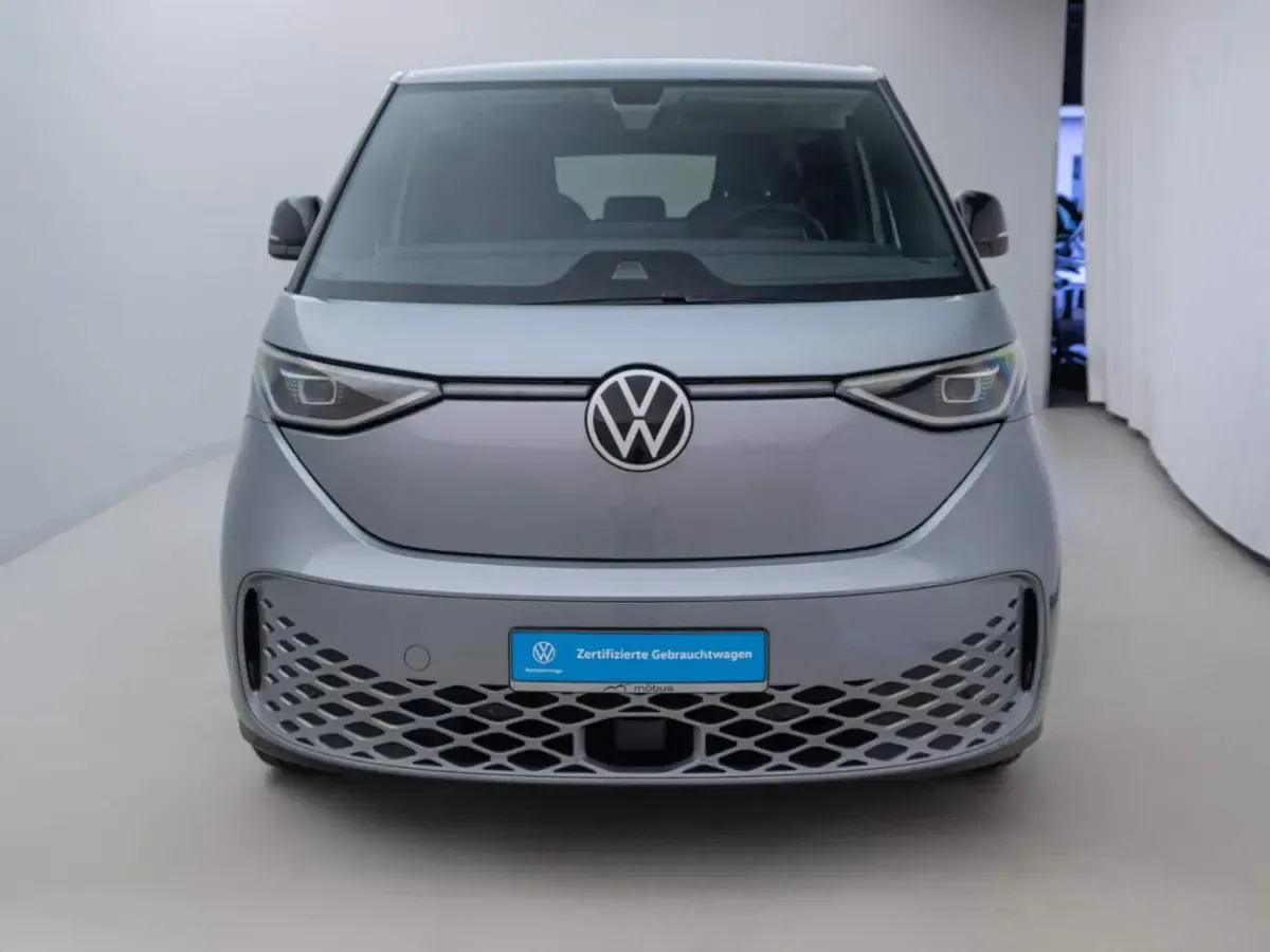 Gebraucht VW ID. Buzz Pro 150 kW (204 PS) 2023 Monosilber metallic Van / Kleinbus