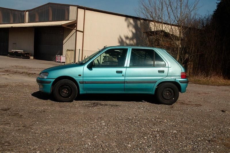 Gebraucht Peugeot 106 54 PS (39 kW) 1997 Blau Kleinwagen