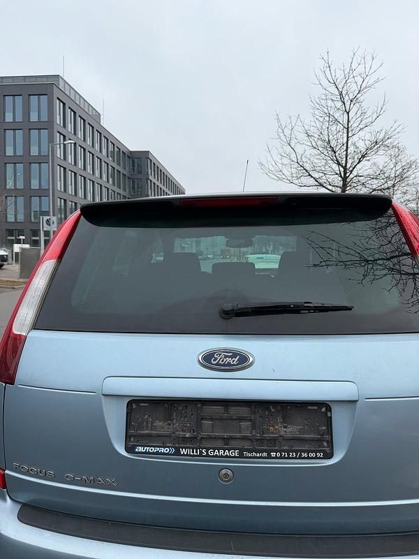 Second-hand Ford Focus 115 CP (84 kW) 2004 Andere farben Break