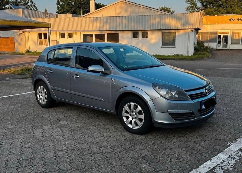 Gebraucht Opel Astra 2005 Grau Kleinwagen