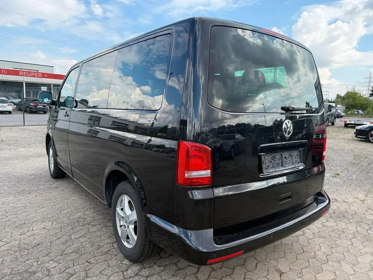 Gebraucht VW Multivan 140 PS (102 kW) 2014 Schwarz Van / Kleinbus