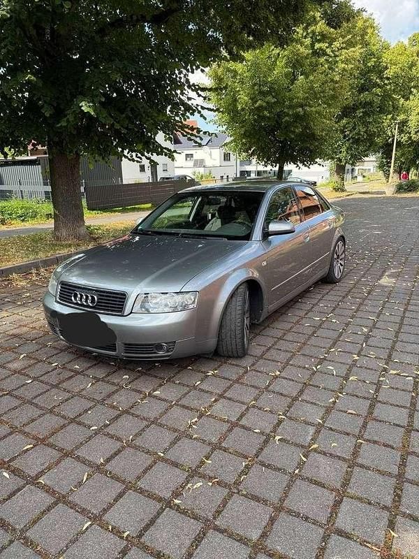 Gebraucht 2002 Audi A4 Limousine | 2.000 € (Fairer Preis) - Bild 1/4