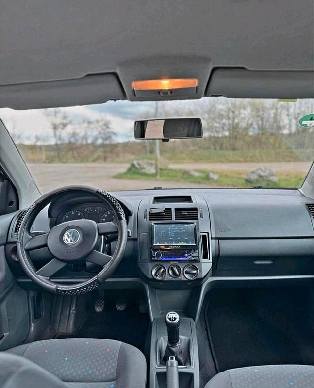 Second-hand VW Polo 61 CP (44 kW) 2003 Albastru Hatchback