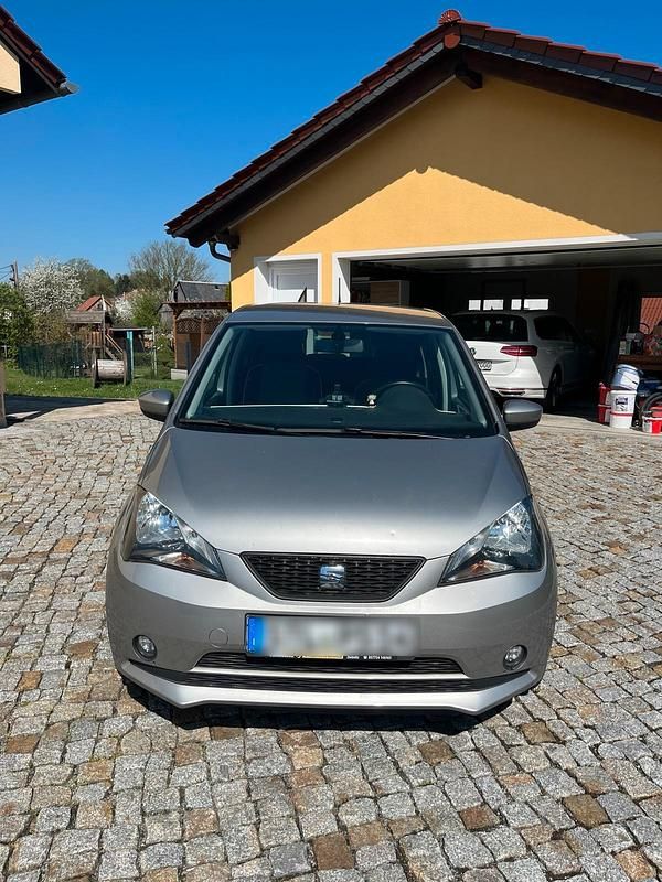 Silber Gebraucht 2017 Seat Mii Kleinwagen | 7.000 € (Fairer Preis) - Bild 1/4