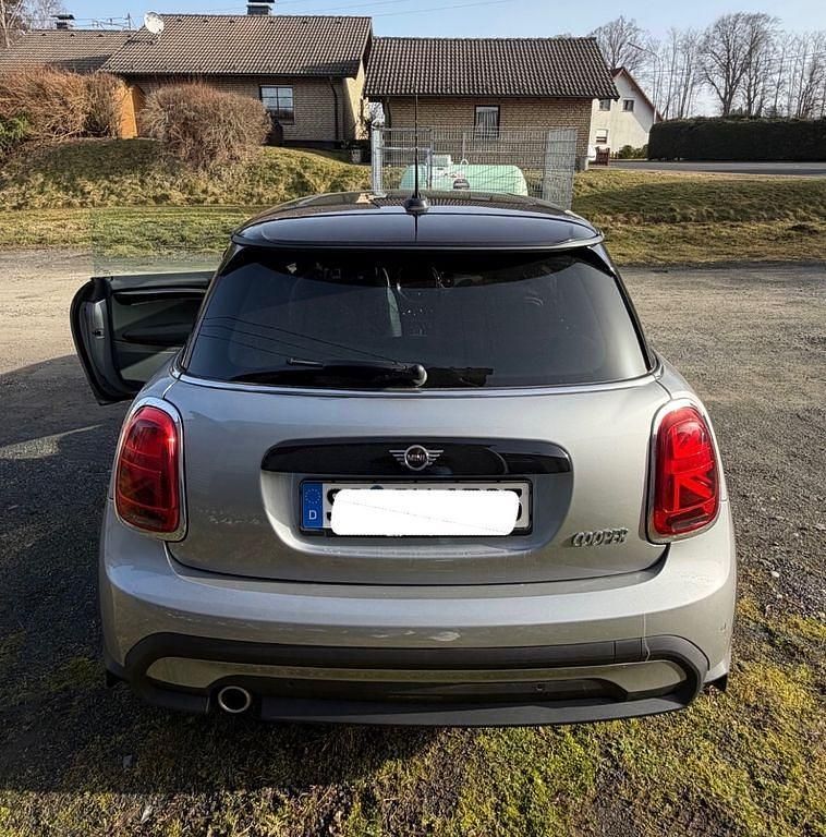 Gebraucht Mini Cooper Classic 136 PS (100 kW) 2023 Silber Kleinwagen