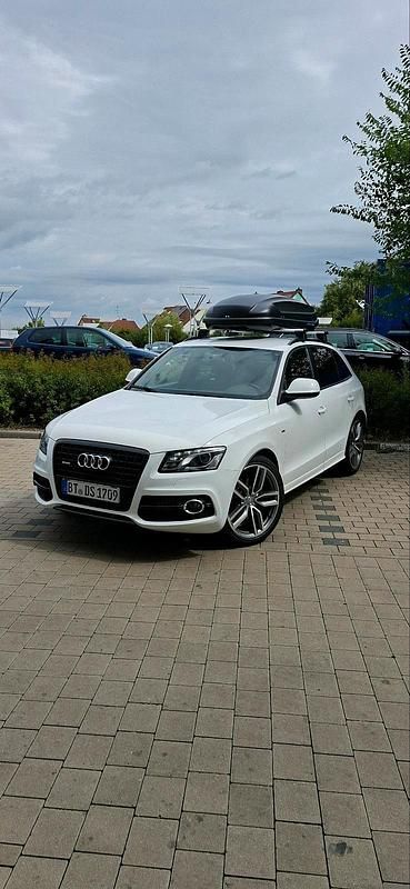 Weiß Gebraucht 2009 Audi Q5 S-Line SUV | 15.250 € (Teuer) - Bild 1/4