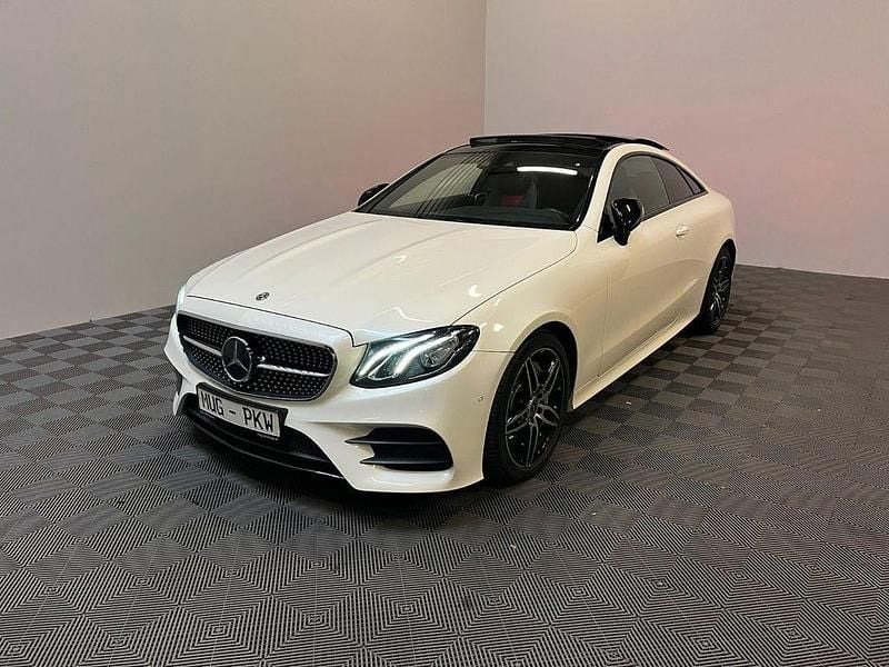 Gebraucht Mercedes E350 Night 259 PS (190 kW) 2018 Weiß Coupé
