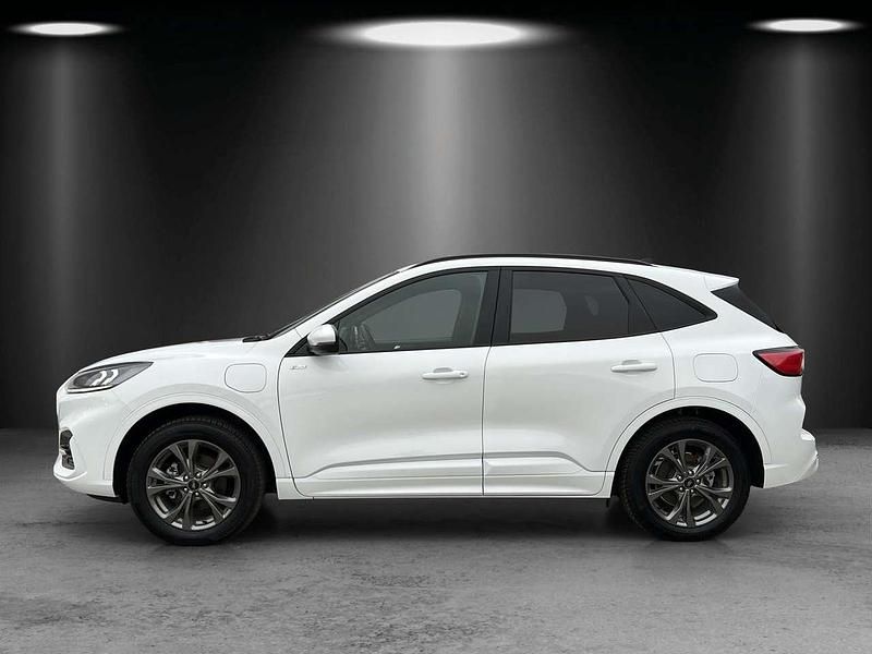 Gebraucht Ford Kuga ST-Line X 224 PS (164 kW) 2022 Frostweiß SUV