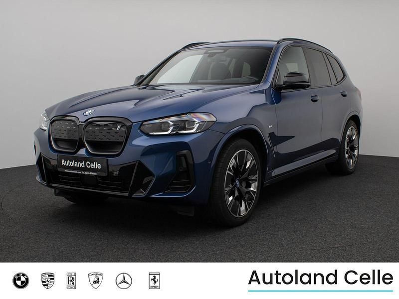 Phytonicblau metallicc1mschwarz Gebraucht 2022 BMW iX3 Impressive SUV | 42.999 € (Fairer Preis) - Bild 1/4