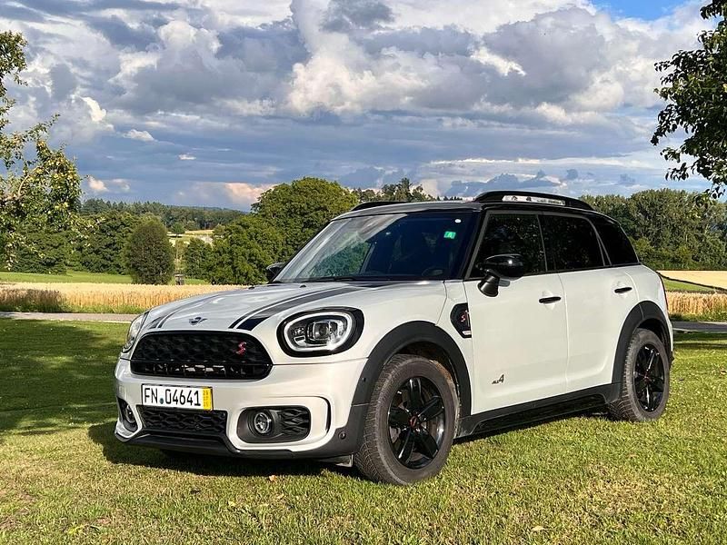 Beige Gebraucht 2021 Mini Countryman SUV | 26.500 € - Bild 1/4