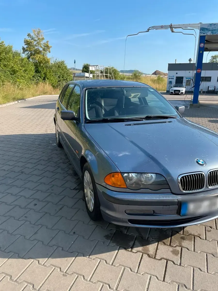 Gebraucht BMW 320 2000 Silber Limousine