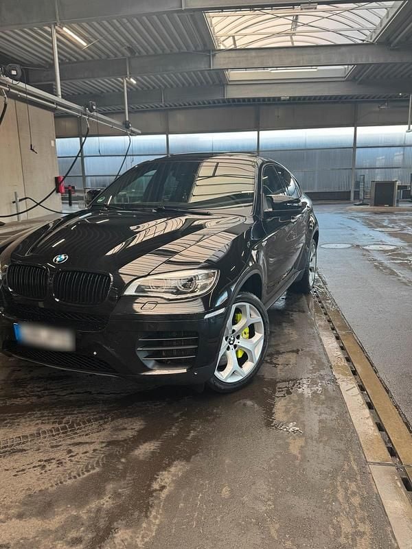 Schwarz Gebraucht 2013 BMW X6 M50 SUV | 27.000 € (Guter Preis) - Bild 1/4