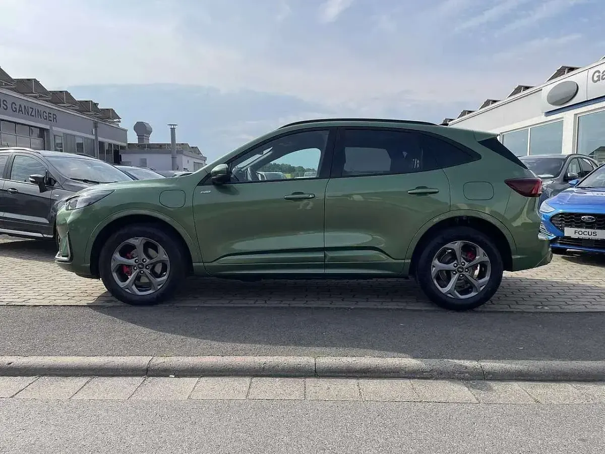 Neu Ford Kuga ST-Line X 243 PS (178 kW) 2026 Dynamicblaumetallic SUV