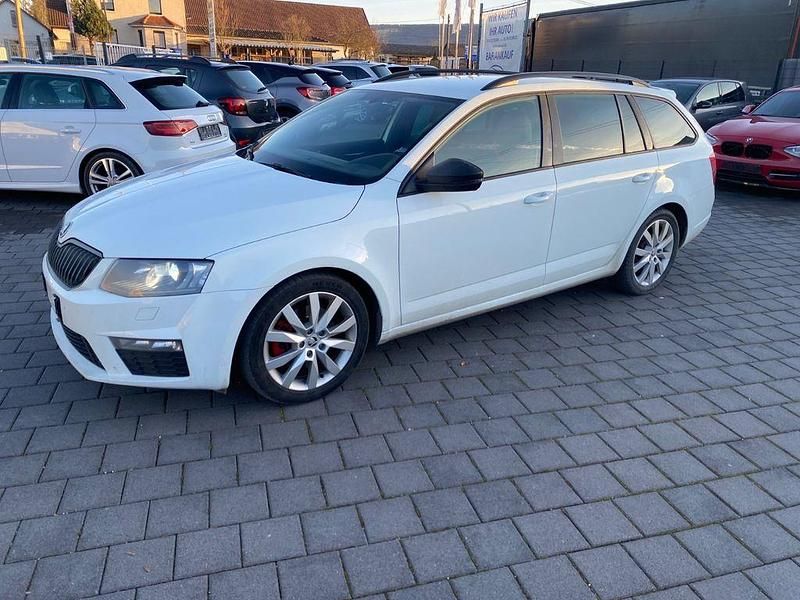 Gebraucht Skoda Octavia RS 184 PS (135 kW) 2016 Weiß Kleinwagen