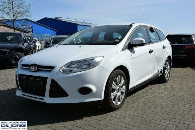 Gebraucht Ford Focus Ambiente 101 PS (74 kW) 2014 Weiß