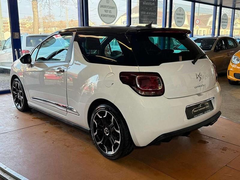 Gebraucht Citroën DS3 Sport Chic 156 PS (114 kW) 2013 Weiß Limousine