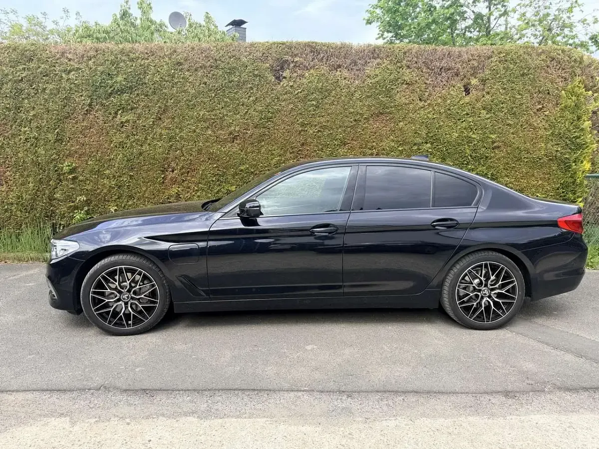 Gebraucht BMW 530e iPerformance 252 PS (185 kW) 2019 Schwarz Limousine