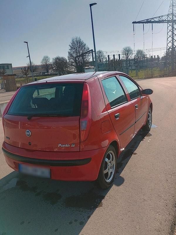 Gebraucht Fiat Punto 80 PS (58 kW) 2002 Rot Kleinwagen