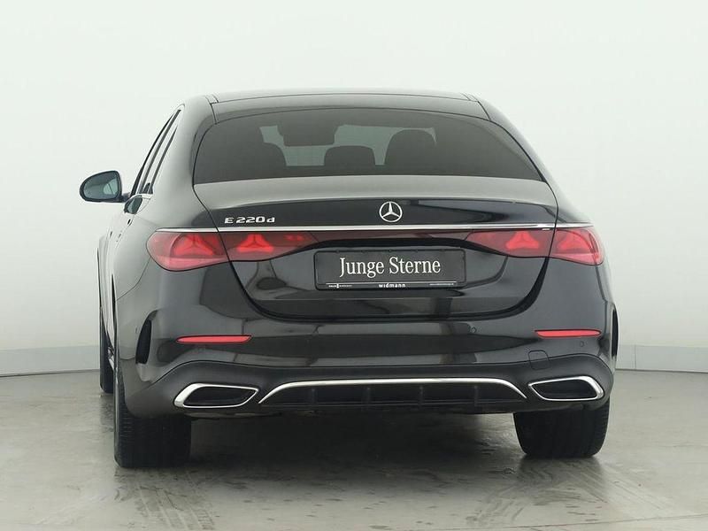 Gebraucht Mercedes E220 Advanced 197 PS (144 kW) 2025 Metalliclack obsidianschwarz metallic Limousine