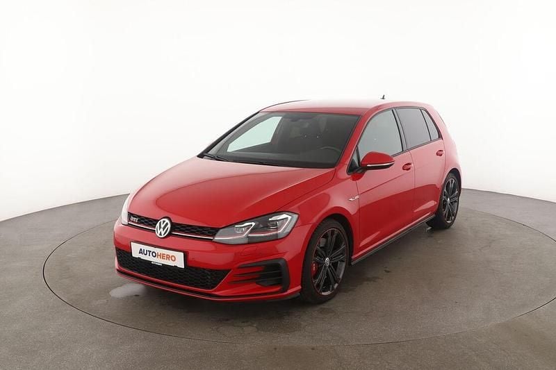 Rot Gebraucht 2019 VW Golf VII GTI Limousine | 23.640 € (Fairer Preis) - Bild 1/3