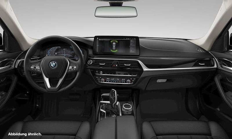 Gebraucht BMW 530e 184 PS (135 kW) 2022 Schwarz uni Limousine