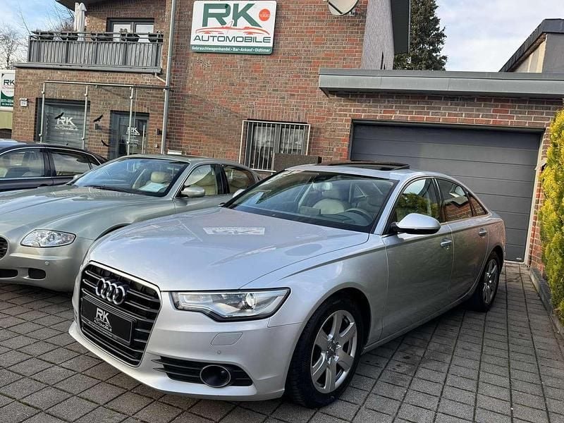 Eissilber metallic Gebraucht 2012 Audi A6 Ambiente Limousine | 9.999 € (Guter Preis) - Bild 1/4