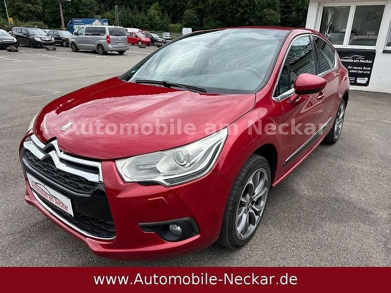 Rot Gebraucht 2011 Citroën DS4 So Chic Kleinwagen | 3.999 € (Guter Preis) - Bild 1/4