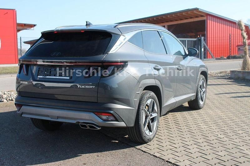 Neu Hyundai Tucson Advanced 160 PS (117 kW) 2025 Grau SUV