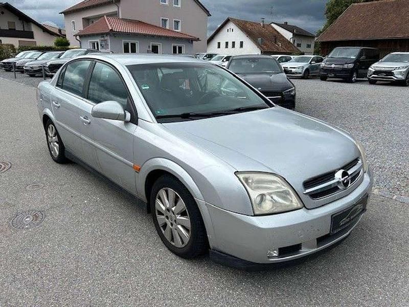 Silber Gebraucht 2002 Opel Vectra Elegance Limousine | 390 € (Guter Preis) - Bild 1/4