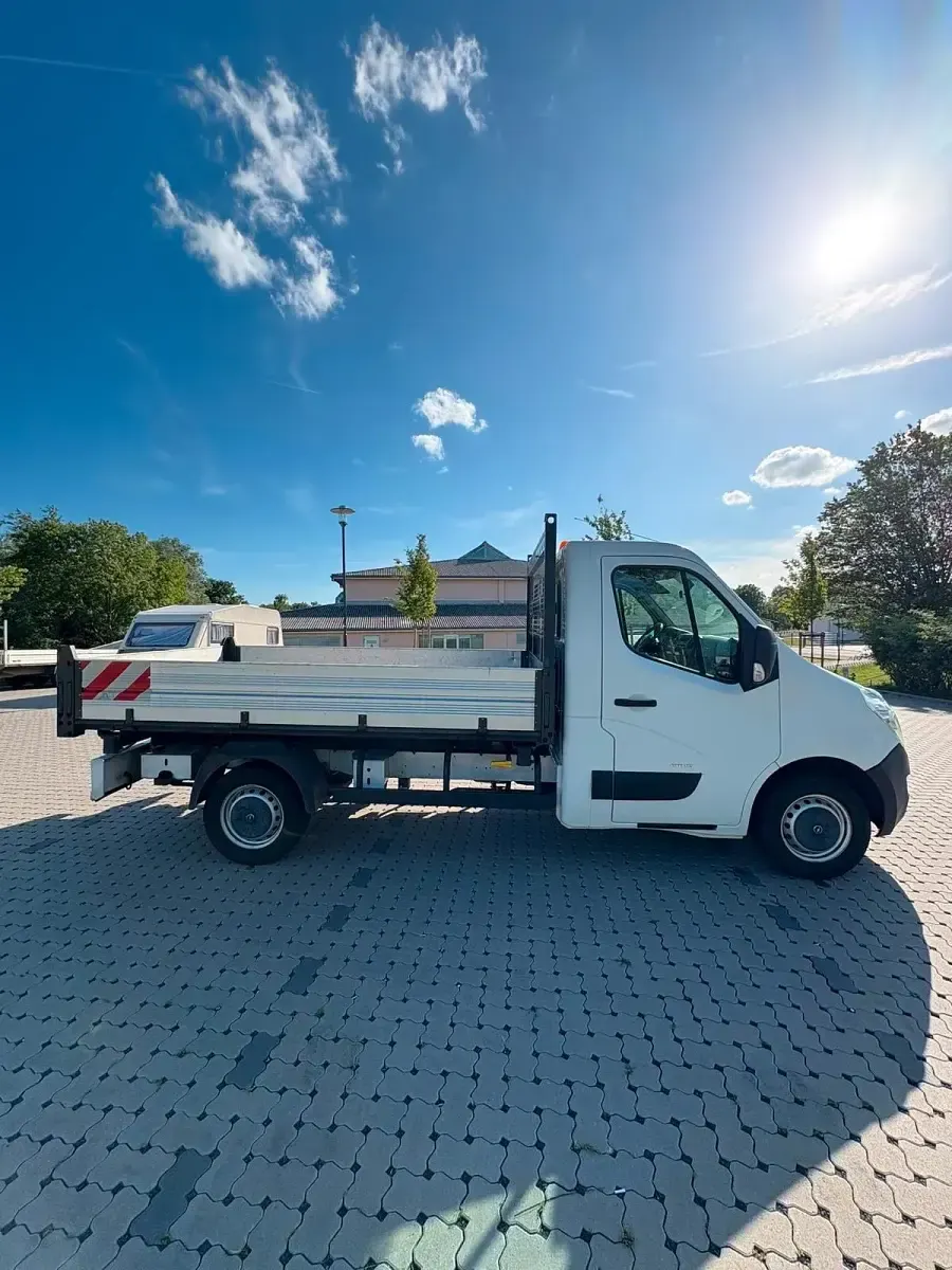 Gebraucht Opel Movano 125 PS (91 kW) 2013 Weiß Van / Kleinbus