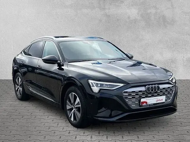 Gebraucht Audi Q8 e-tron Advanced 300 kW (408 PS) 2023 Schwarz SUV