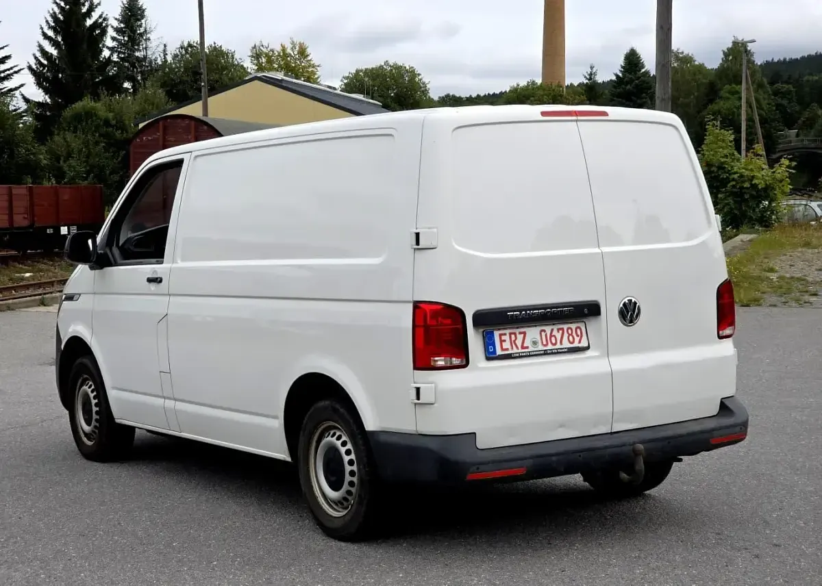 Gebraucht VW T6.1 150 PS (110 kW) 2020 Weiß Van