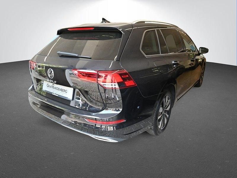 Schwarz Gebraucht 2024 VW Golf VIII IQ Drive Limousine | 32.780 € (Teuer) - Bild 1/4