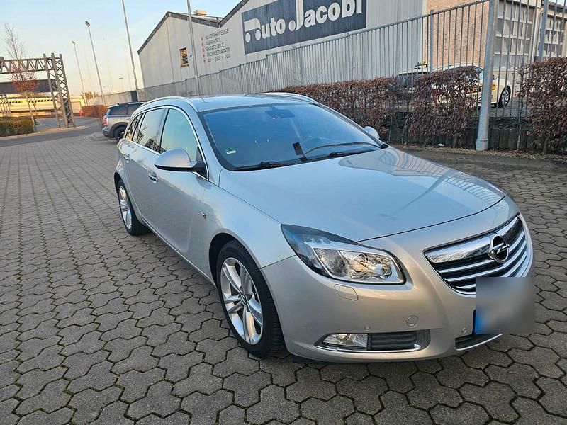 Gebraucht Opel Insignia Innovation 160 PS (117 kW) 2011 Silber Limousine