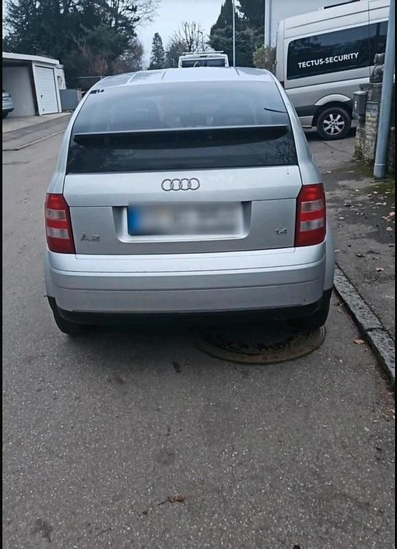 Gebraucht Audi A2 75 PS (55 kW) 2000 Silber Kleinwagen