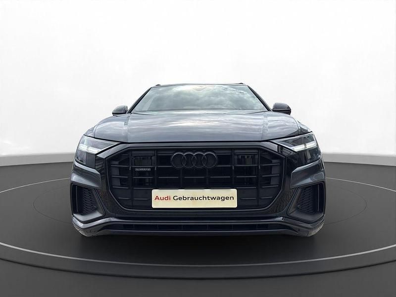 Gebraucht Audi Q8 Competition 286 PS (210 kW) 2022 Daytonagrau perleffekt SUV