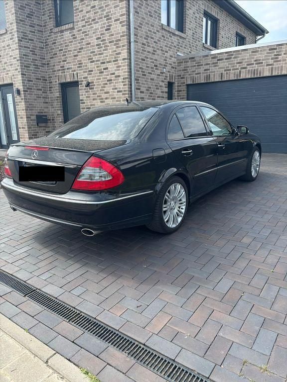 Gebraucht Mercedes E350 Elegance 292 PS (214 kW) 2008 Schwarz Limousine
