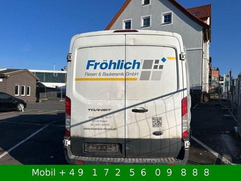 Gebraucht Ford Transit Trend 131 PS (96 kW) 2018 Frozen white Van