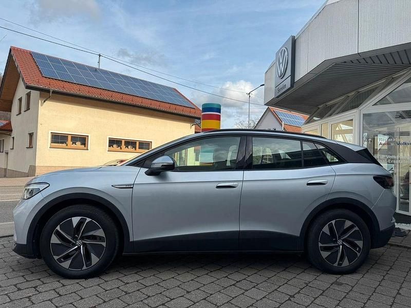 Gebraucht VW ID.4 Pro Performance 150 kW (204 PS) 2023 Silber SUV