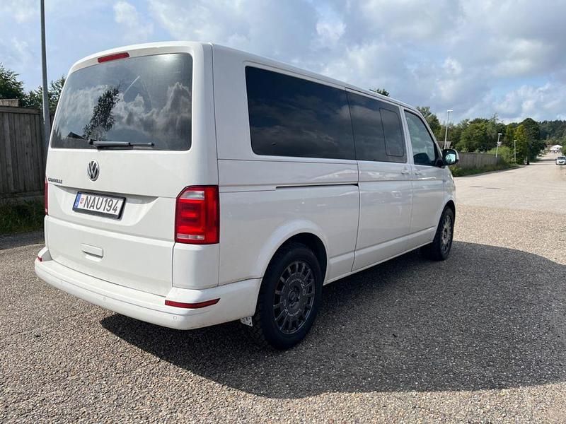 Gebraucht VW Caravelle 204 PS (150 kW) 2017 Weiß Van / Kleinbus